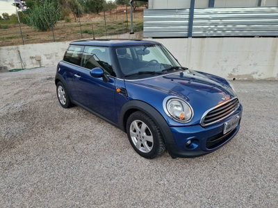 MINI Mini 1.6 16V One D (2)