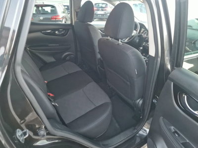 Nissan Qashqai 1.6 dCi 2WD Tekna (14)