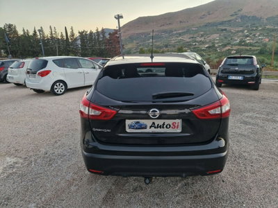 Nissan Qashqai 1.6 dCi 2WD Tekna (7)