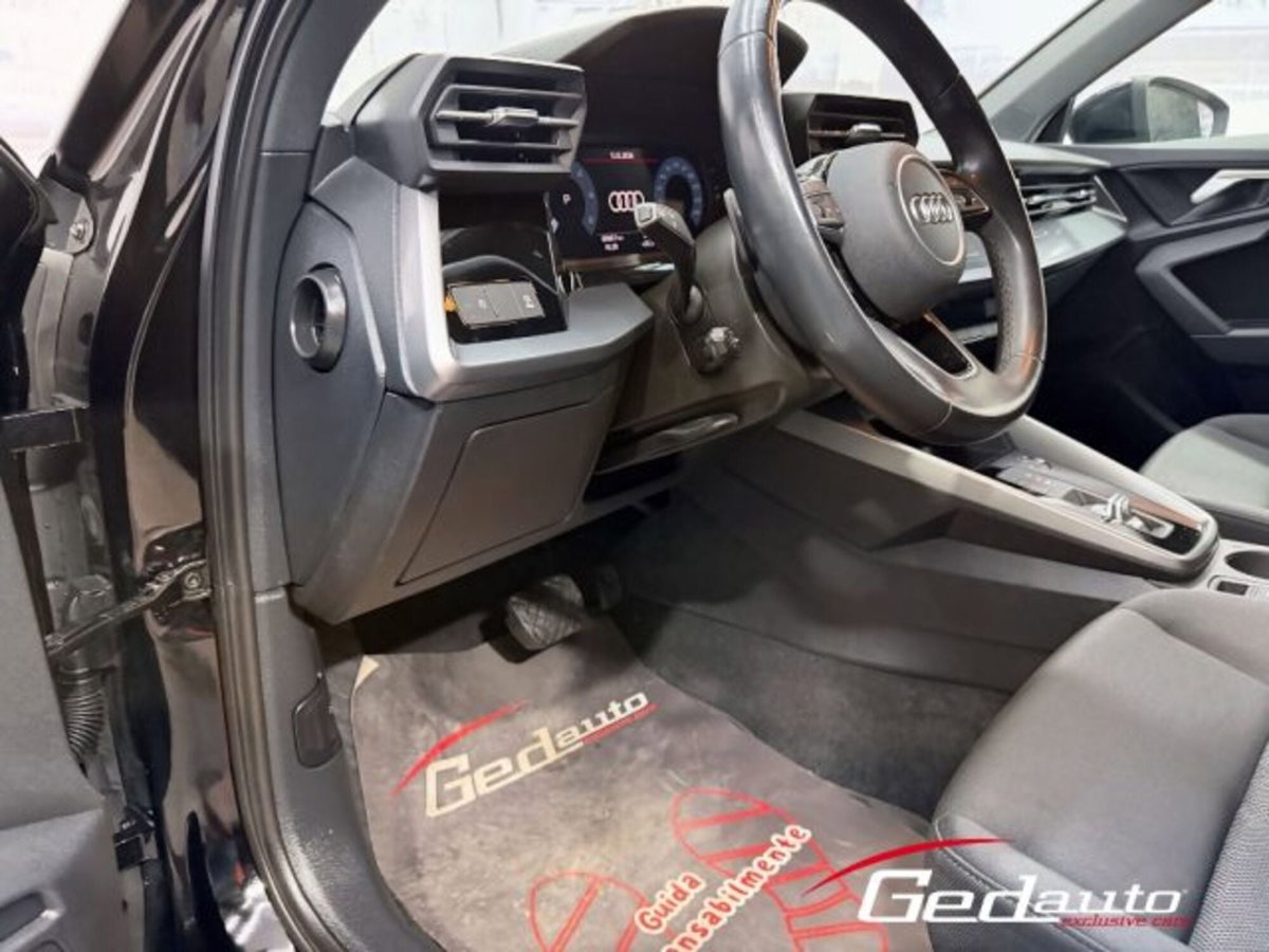 Audi A3 Sportback 30 TDI S tronic Business Advanced (10)