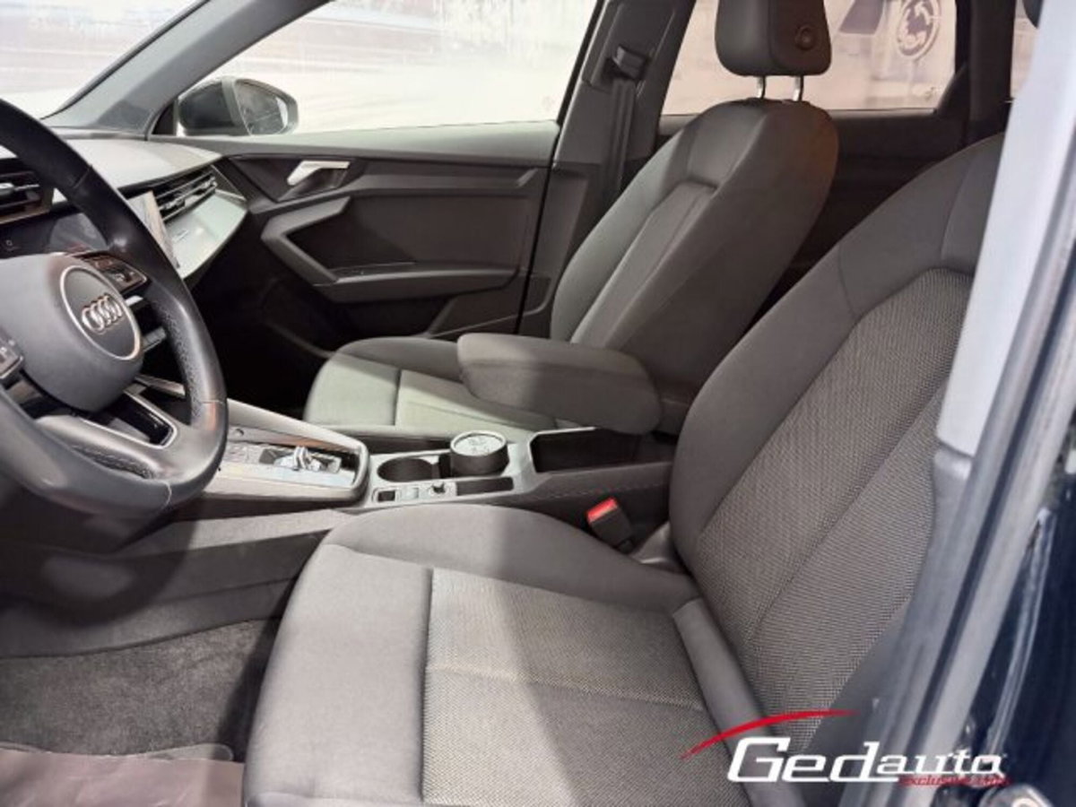 Audi A3 Sportback 30 TDI S tronic Business Advanced (11)