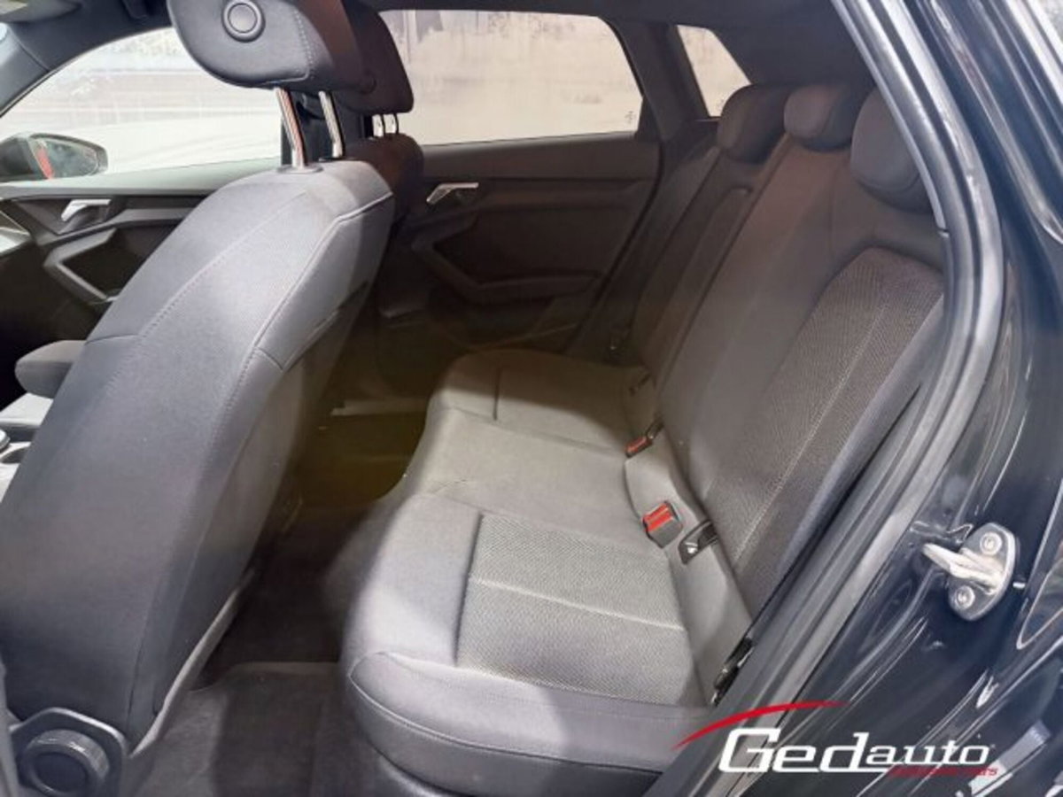Audi A3 Sportback 30 TDI S tronic Business Advanced (12)