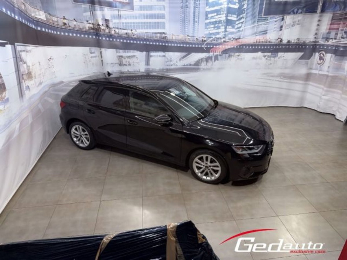 Audi A3 Sportback 30 TDI S tronic Business Advanced (4)