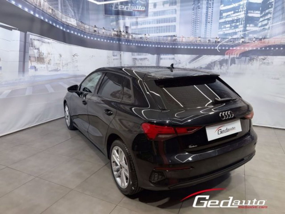 Audi A3 Sportback 30 TDI S tronic Business Advanced (8)