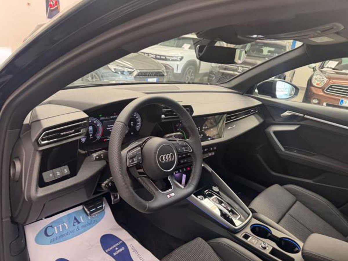 Audi A3 Sedan 35 TFSI S line edition (8)