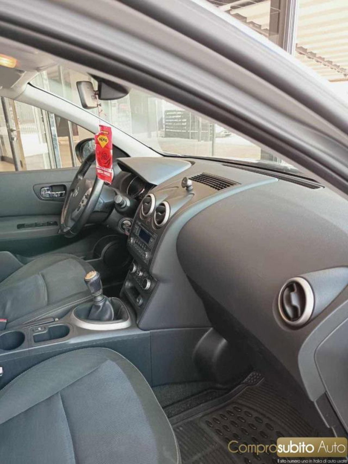 Nissan Qashqai 1.5 dCi DPF Tekna (9)
