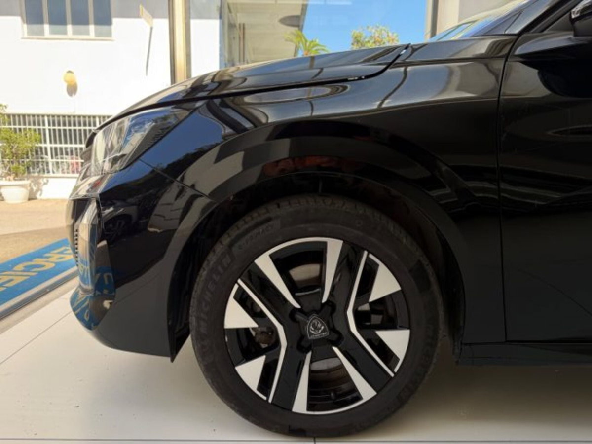 Peugeot 208 PureTech 100 Stop&Start 5 porte Allure (15)