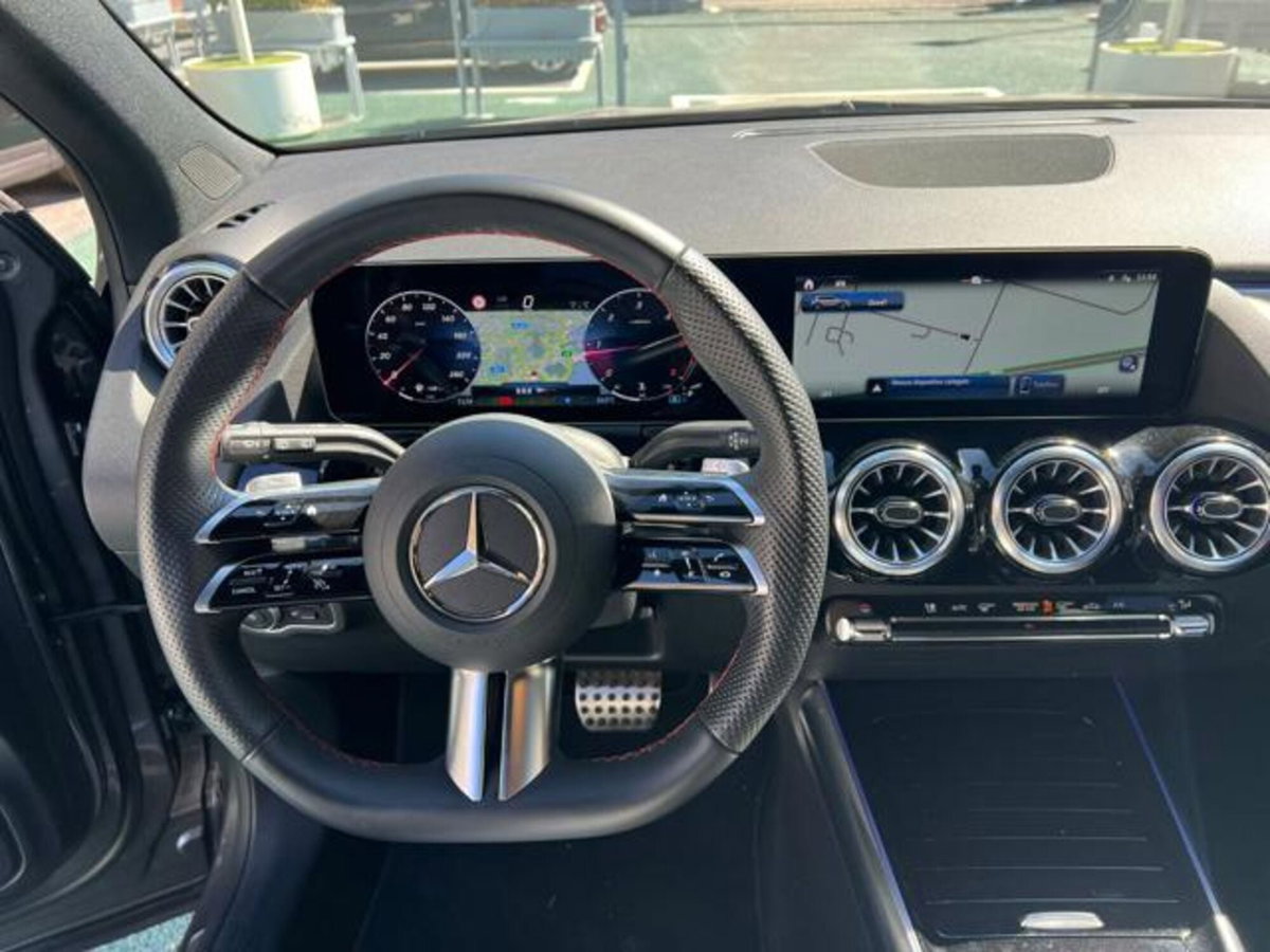 Mercedes-Benz GLA SUV 200 d AMG Line Premium Plus 4matic auto (8)