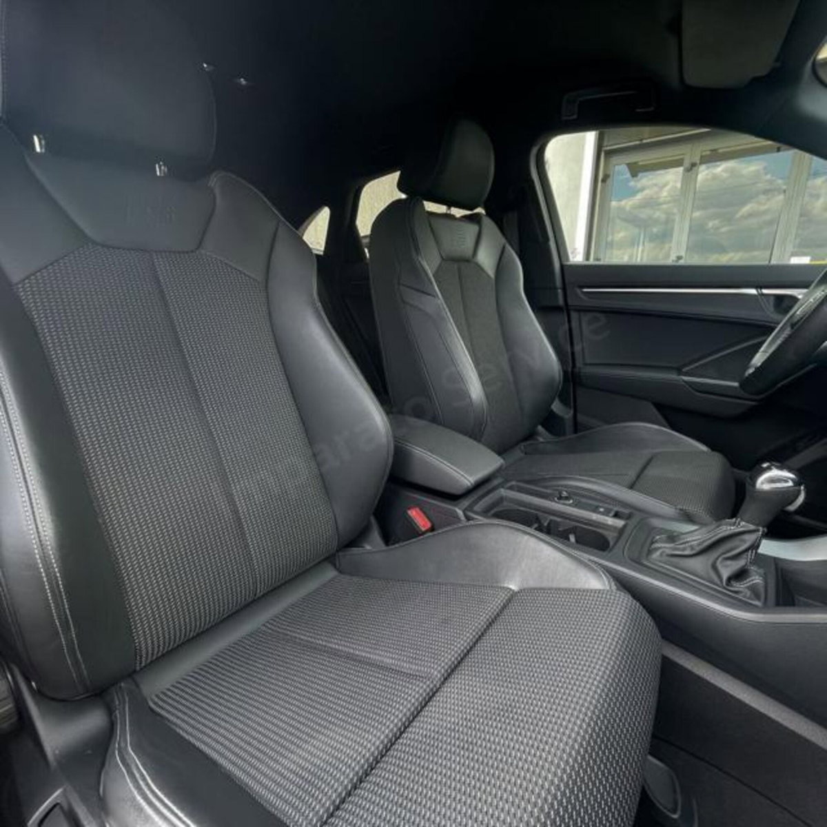 Audi Q3 Sportback 40 TDI quattro S tronic S line edition (18)
