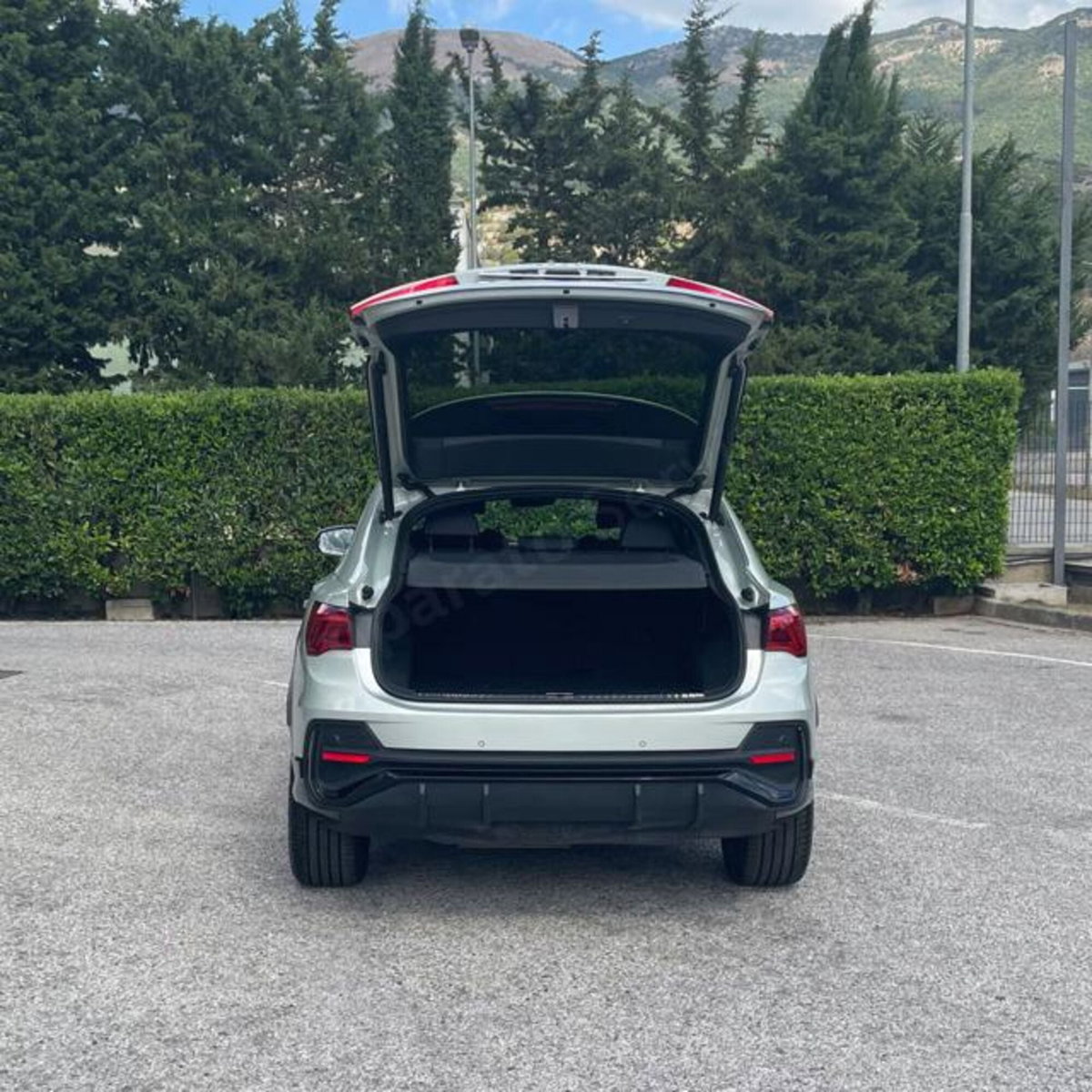 Audi Q3 Sportback 40 TDI quattro S tronic S line edition (8)