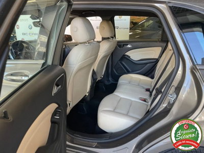 Mercedes-Benz Classe B 180 CDI BlueEFFICIENCY Executive (16)