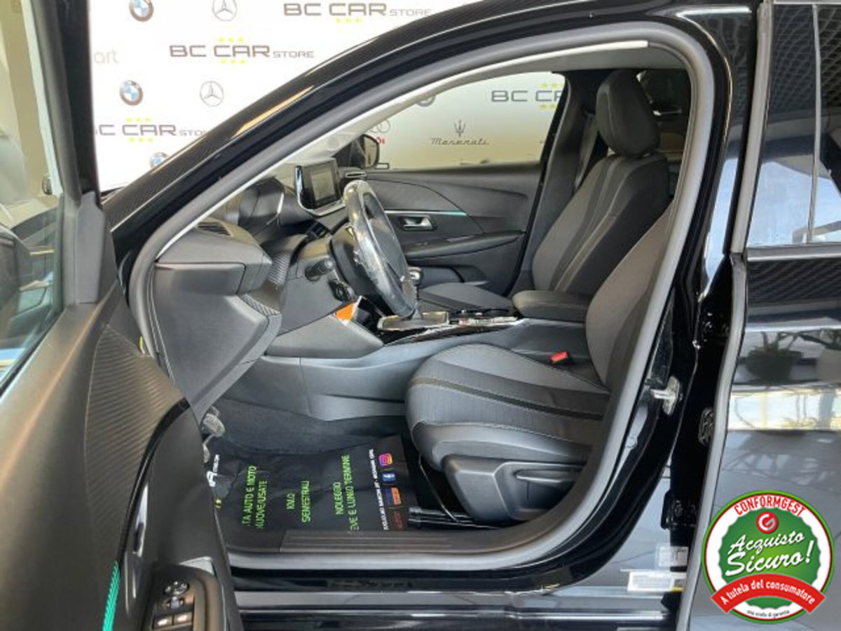 Peugeot 208 BlueHDi 100 Stop&Start 5 porte GT (8)