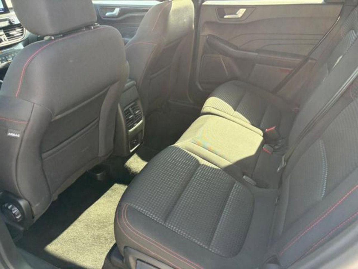 Ford Kuga 2.5 Full Hybrid 190 CV CVT 2WD ST-Line Design (13)