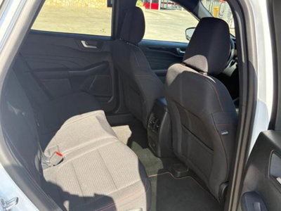 Ford Kuga 2.5 Full Hybrid 190 CV CVT 2WD ST-Line Design (15)
