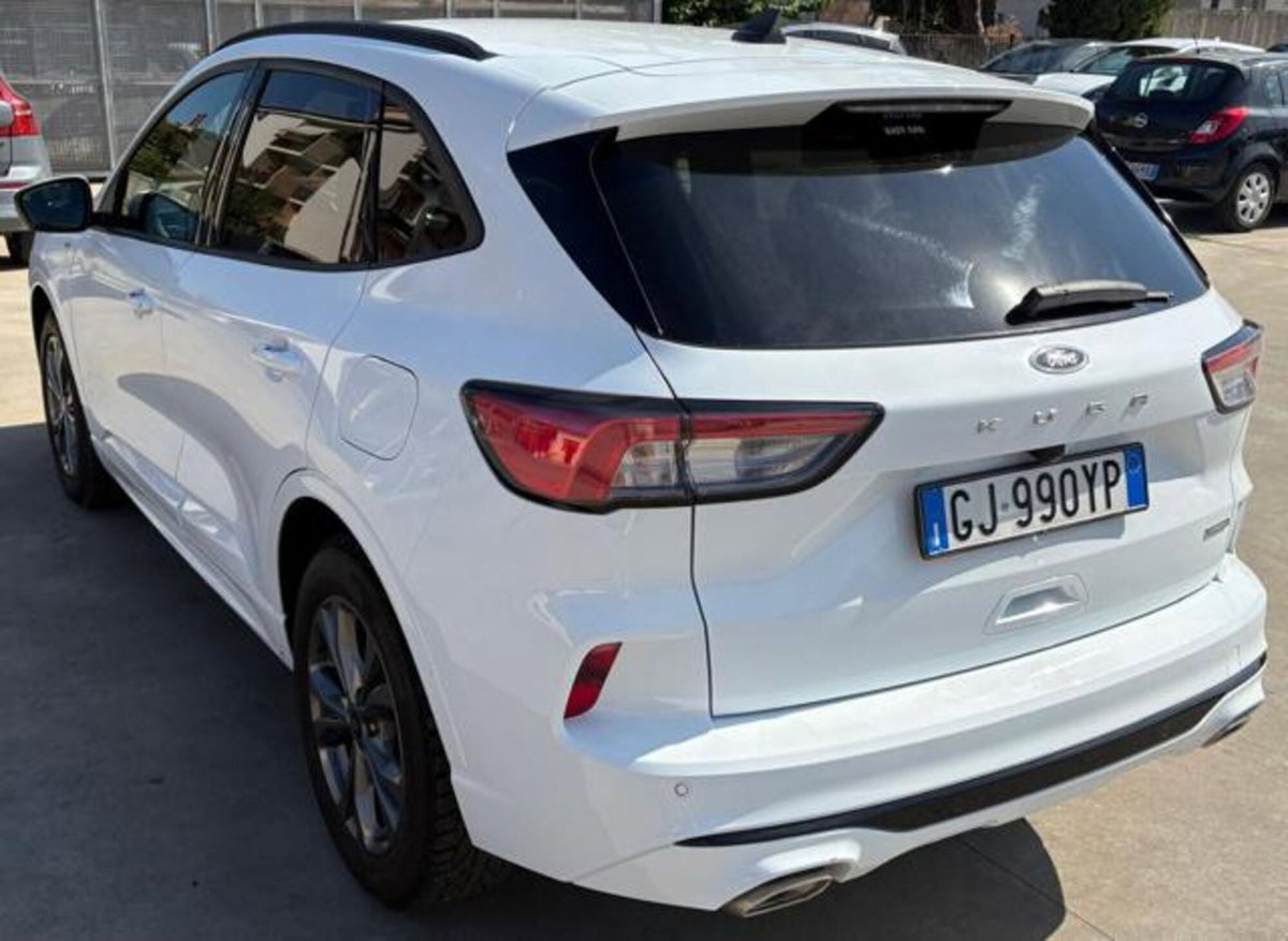 Ford Kuga 2.5 Full Hybrid 190 CV CVT 2WD ST-Line Design (3)