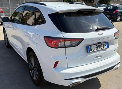 Ford Kuga 2.5 Full Hybrid 190 CV CVT 2WD ST-Line Design (3)