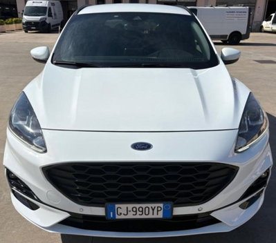 Ford Kuga 2.5 Full Hybrid 190 CV CVT 2WD ST-Line Design (8)