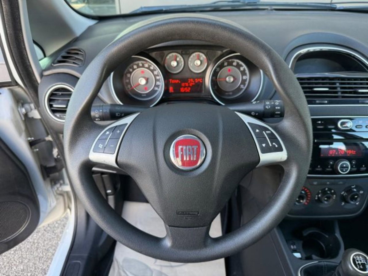 Fiat Punto Evo 1.2 5 porte S&S Dynamic (11)