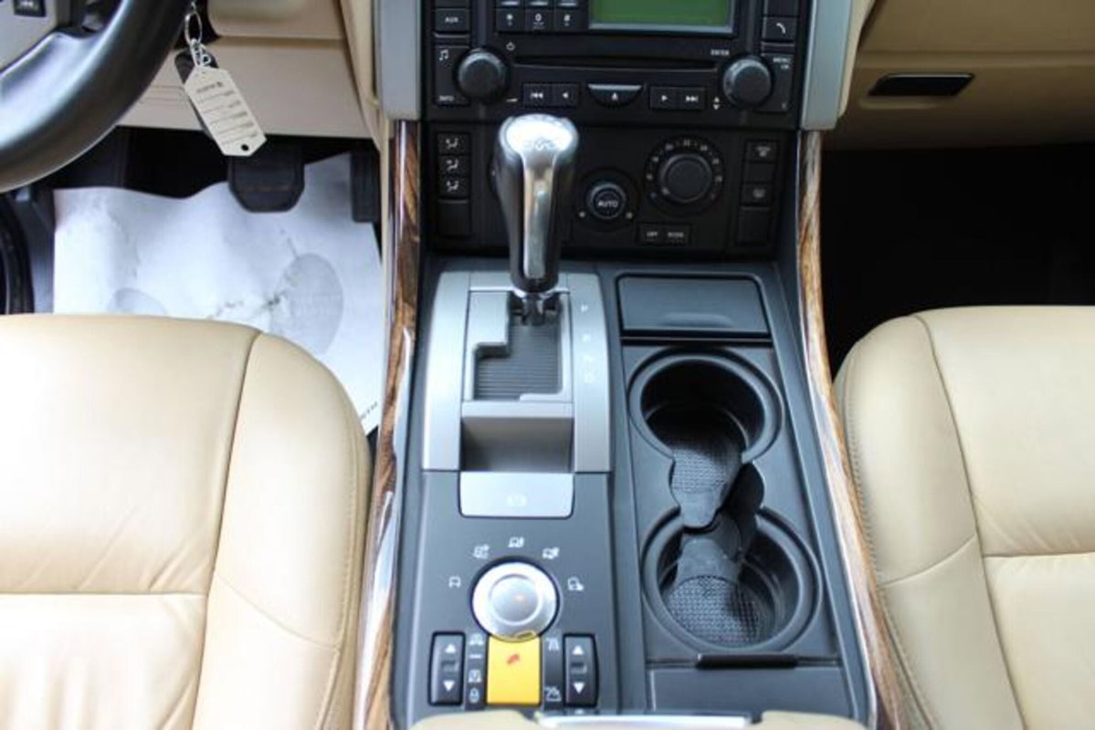 Land Rover Range Rover Sport 2.7 TDV6 HSE (10)