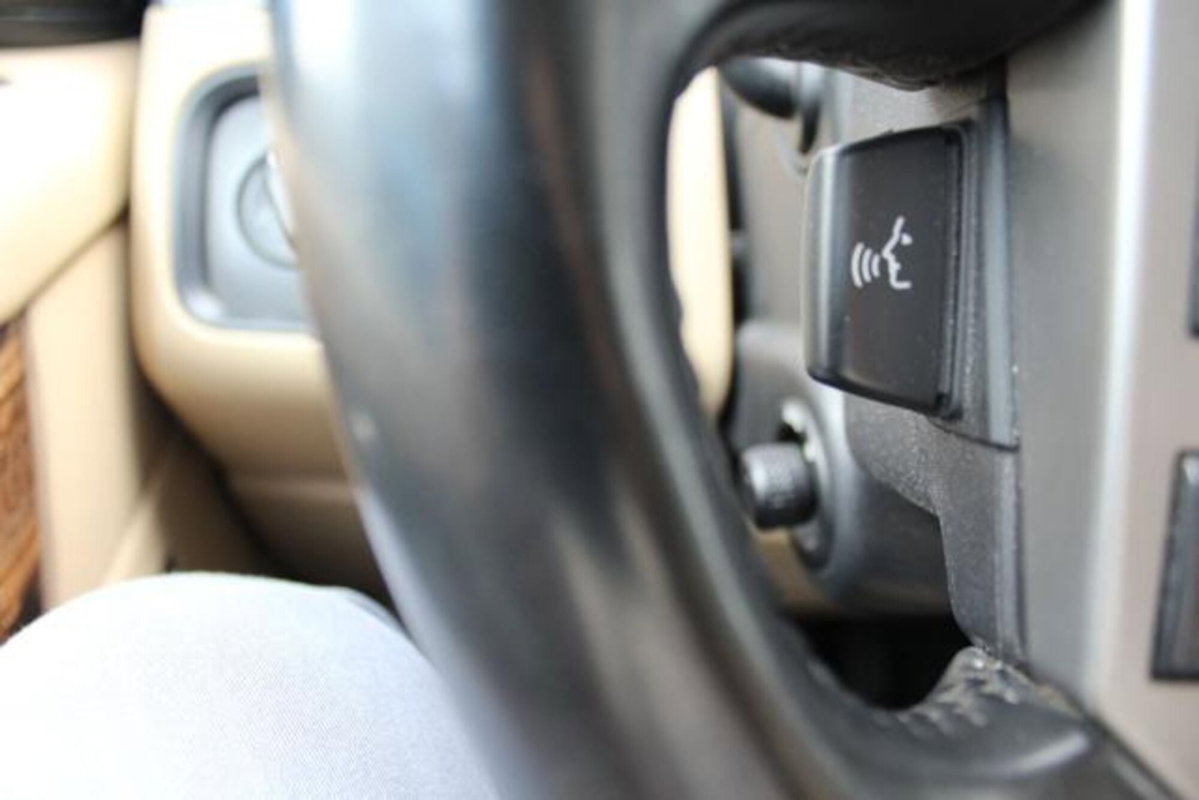 Land Rover Range Rover Sport 2.7 TDV6 HSE (15)