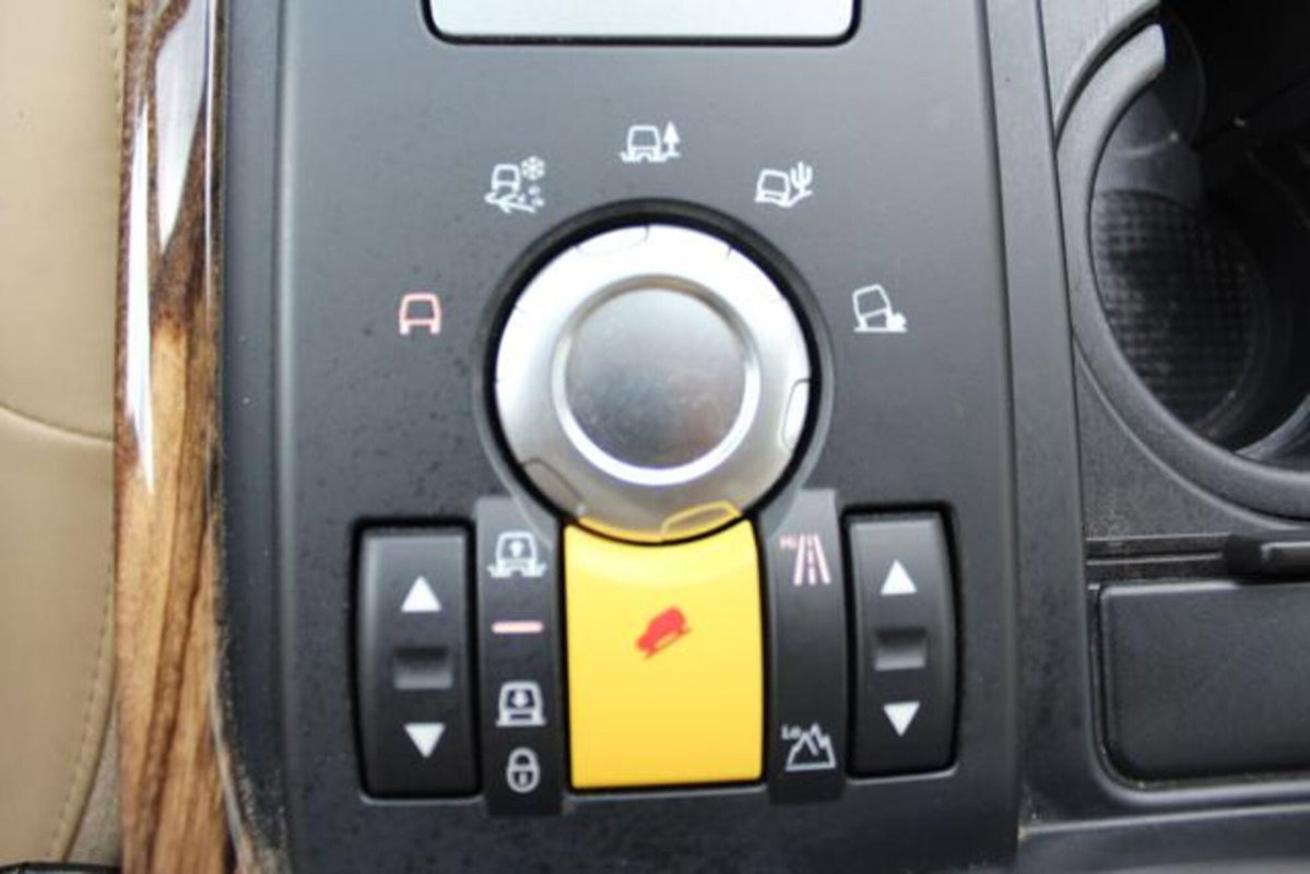 Land Rover Range Rover Sport 2.7 TDV6 HSE (16)