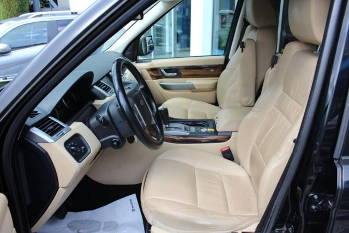 Land Rover Range Rover Sport 2.7 TDV6 HSE (7)