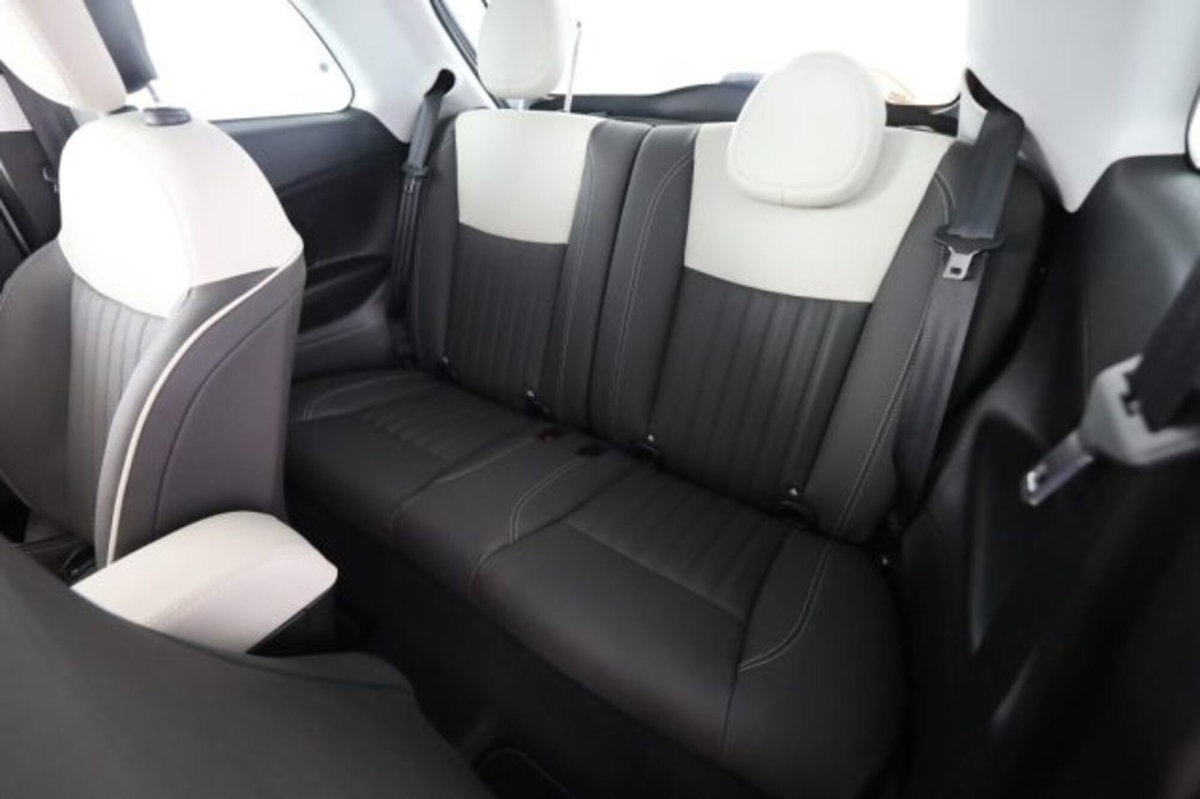 Fiat 500 1.0 hybrid La Prima (11)
