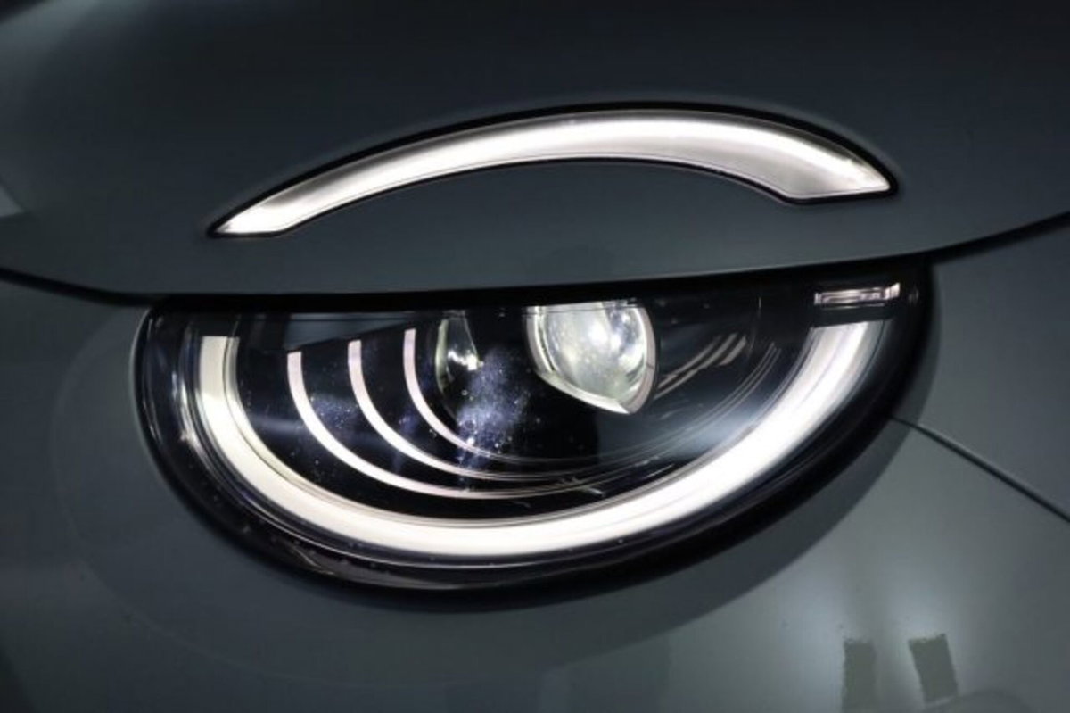 Fiat 500 1.0 hybrid La Prima (16)