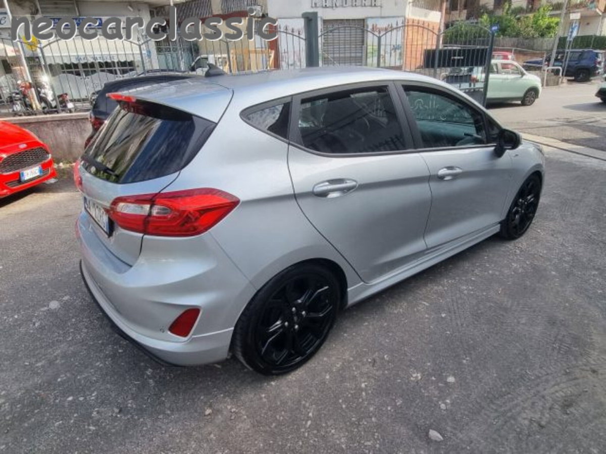 Ford Fiesta 1.5 EcoBlue 5 porte ST-Line (4)