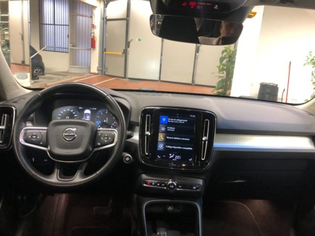 Volvo XC40 T3 Geartronic Momentum (13)