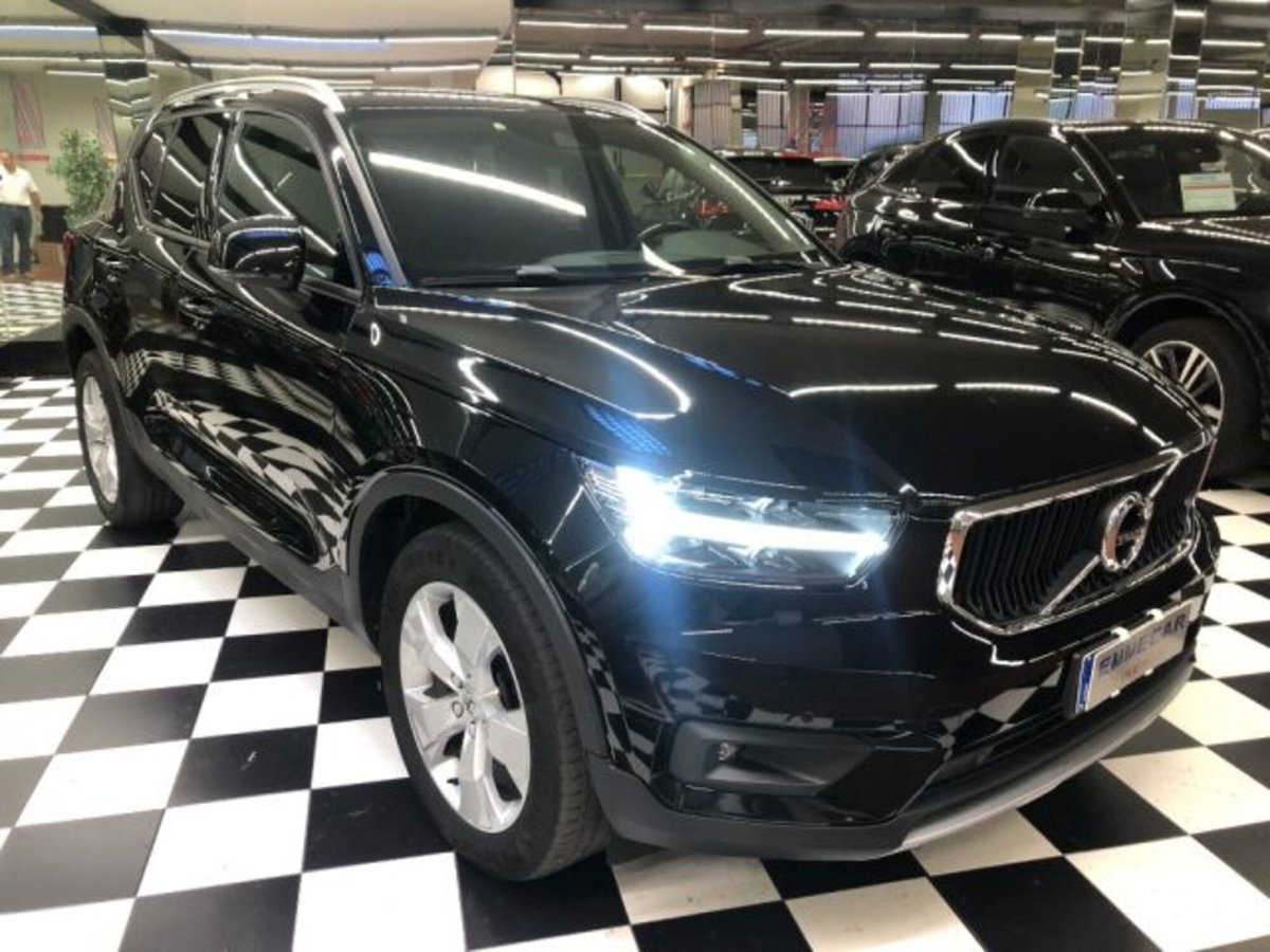 Volvo XC40 T3 Geartronic Momentum (2)