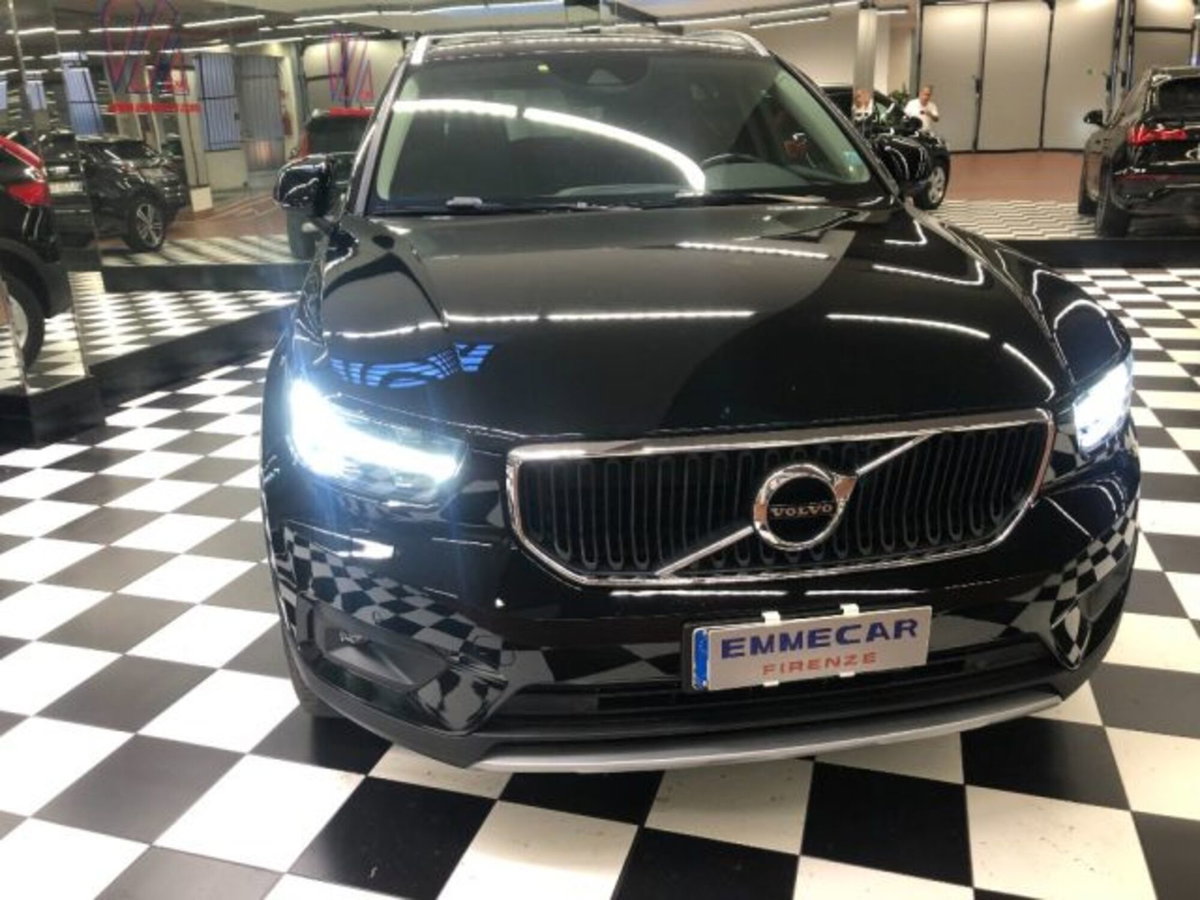Volvo XC40 T3 Geartronic Momentum (3)