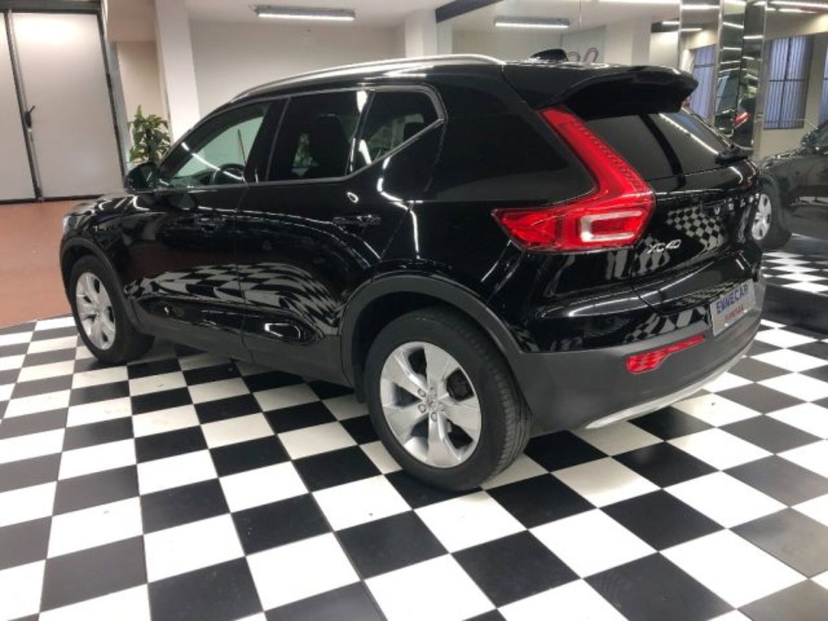 Volvo XC40 T3 Geartronic Momentum (4)