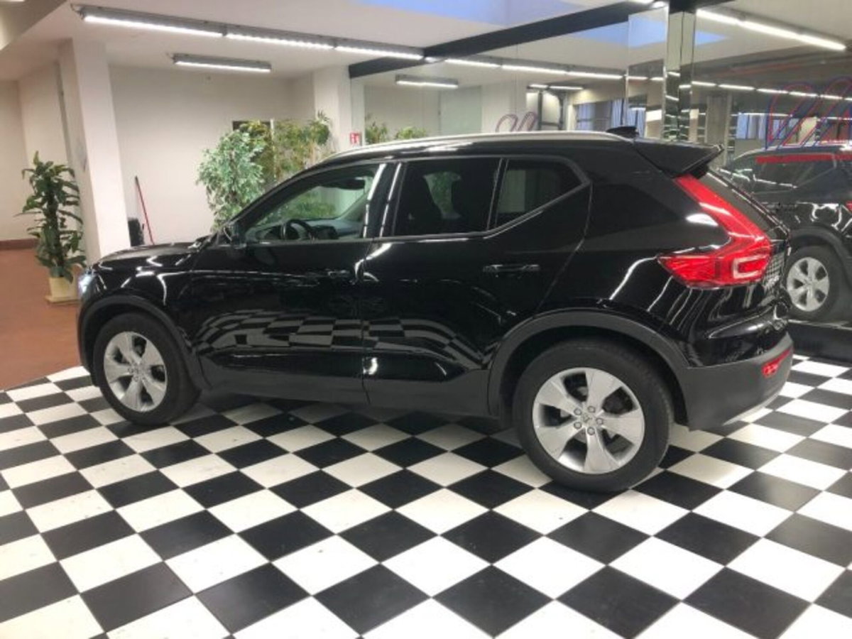 Volvo XC40 T3 Geartronic Momentum (7)