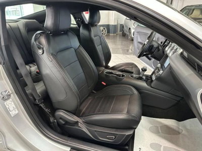 Ford Mustang Coupé Fastback 2.3 EcoBoost aut. (10)