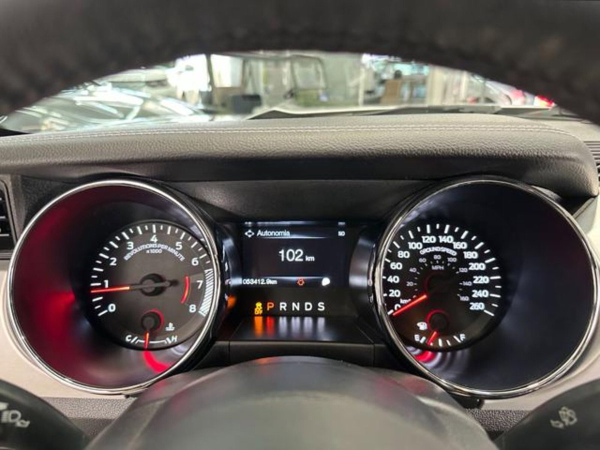 Ford Mustang Coupé Fastback 2.3 EcoBoost aut. (7)