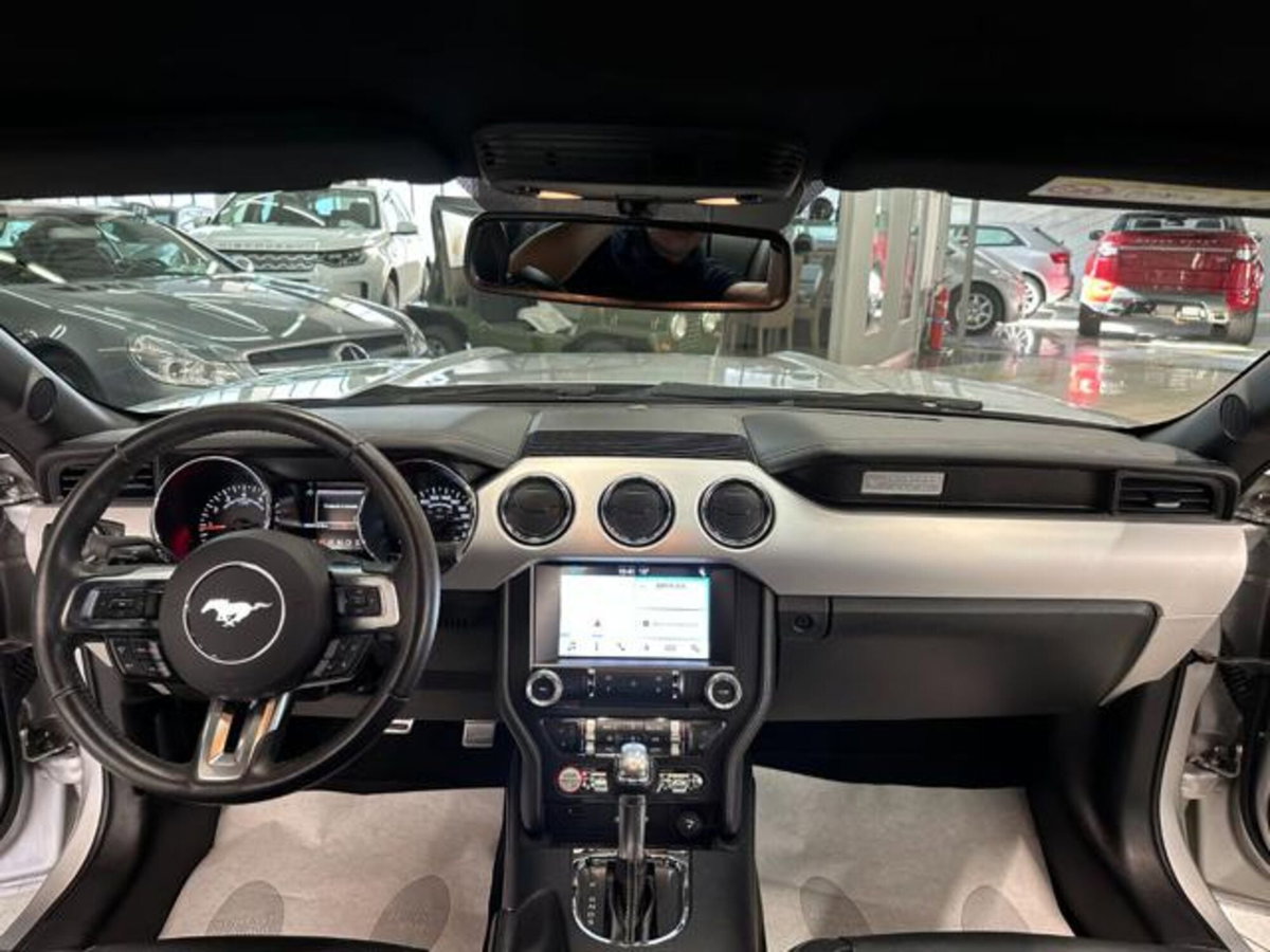 Ford Mustang Coupé Fastback 2.3 EcoBoost aut. (8)