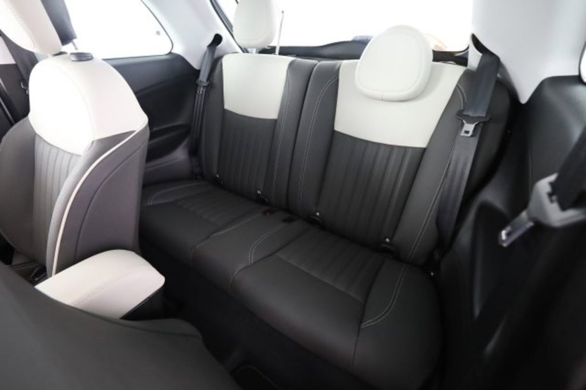 Fiat 500 1.0 hybrid La Prima (11)