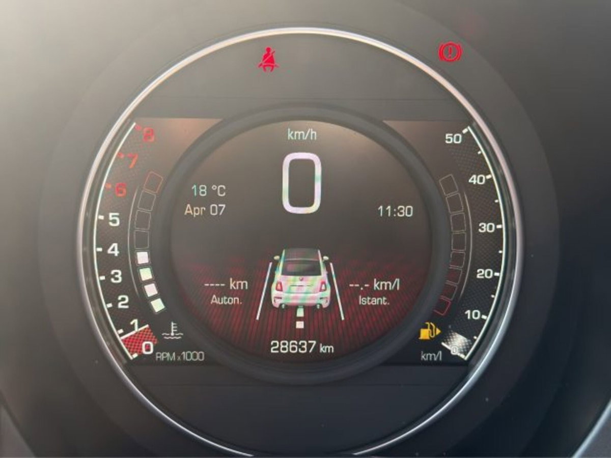 Abarth 695 Cabrio 695 C 1.4 Turbo T-Jet Rivale (14)