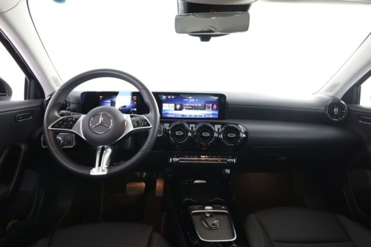 Mercedes-Benz Classe A 180 d Automatic Executive (4)