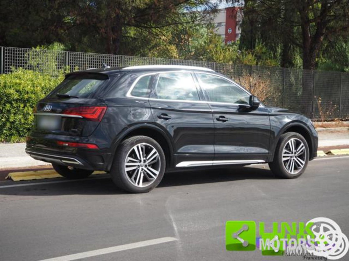 Audi Q5 40 TDI 204 CV quattro S tronic Business (2)