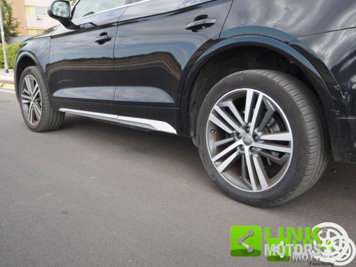 Audi Q5 40 TDI 204 CV quattro S tronic Business (9)