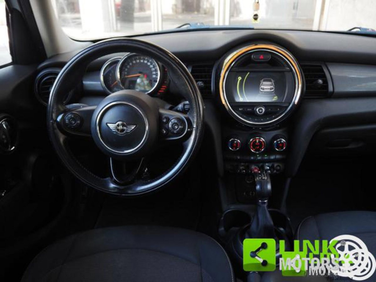 MINI Mini 1.5 Cooper D Business XL 5 porte (10)