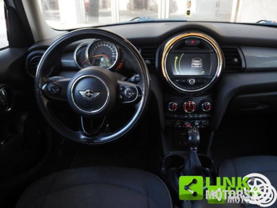 MINI Mini 1.5 Cooper D Business XL 5 porte (10)