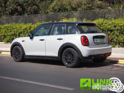 MINI Mini 1.5 Cooper D Business XL 5 porte (17)