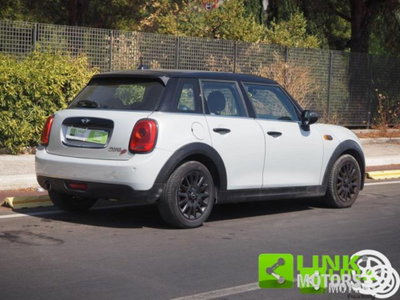 MINI Mini 1.5 Cooper D Business XL 5 porte (2)