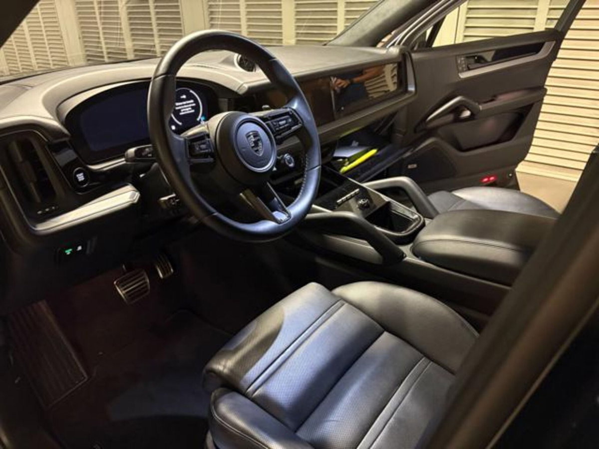 Porsche Cayenne Coupé 4.0 V8 Turbo (11)