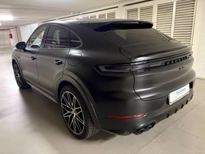 Porsche Cayenne Coupé 4.0 V8 Turbo (4)