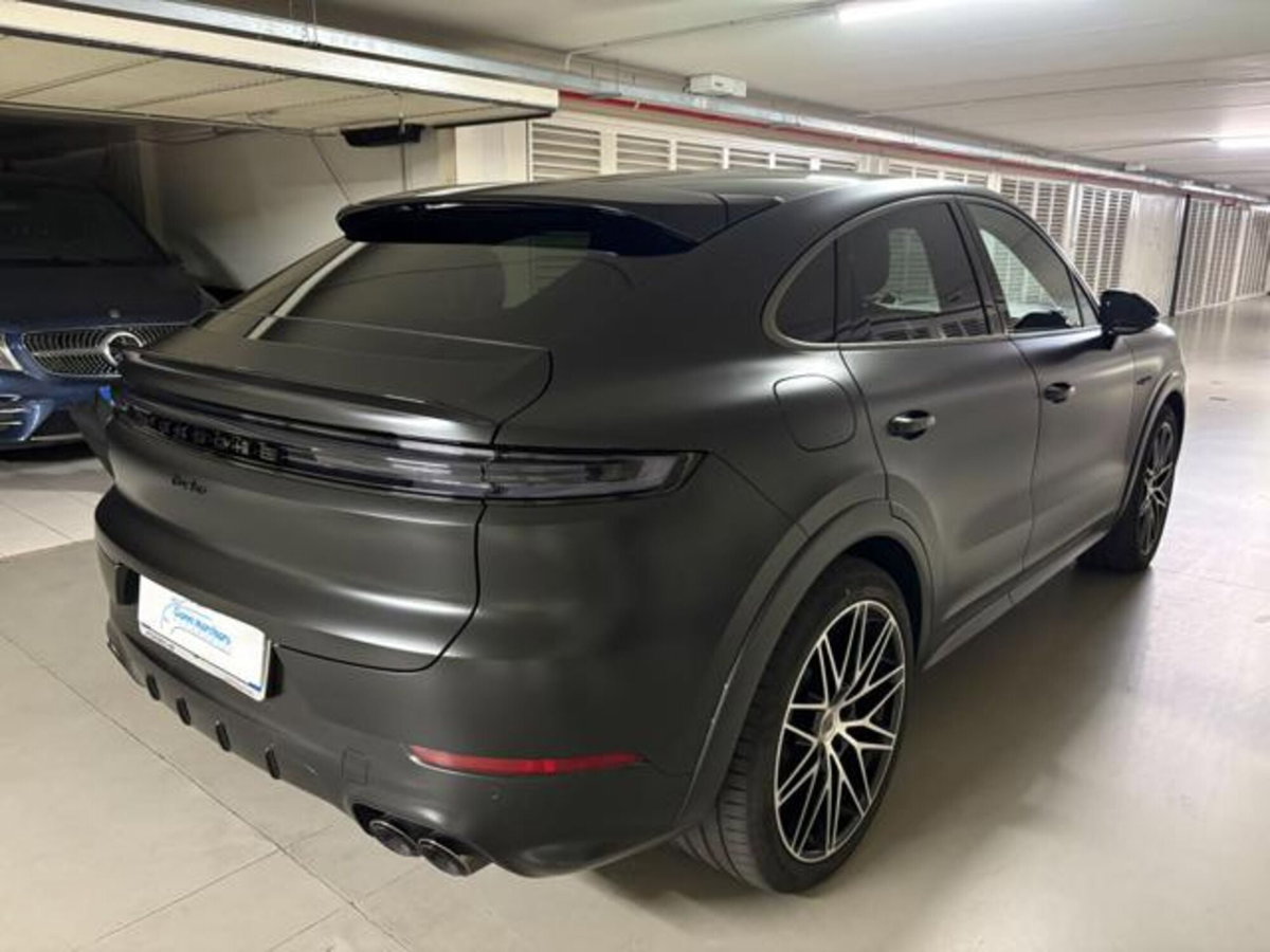 Porsche Cayenne Coupé 4.0 V8 Turbo (6)