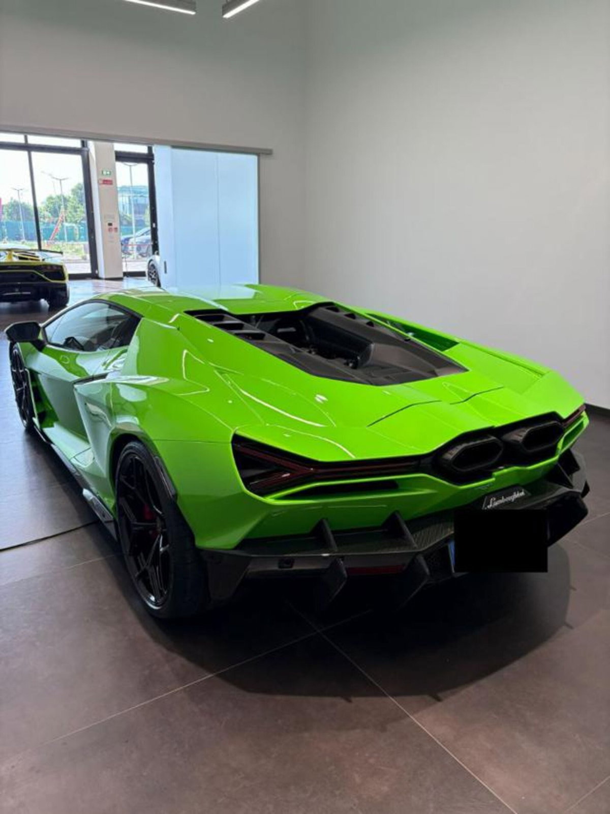 Lamborghini Revuelto 6.5 V12 hpev (3)